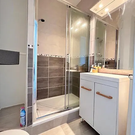 Confortable Et Lumineux Proche Des Hopitaux - De Beaumont